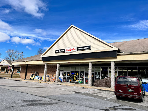 Home Improvement Store «Marchwood True Value Hardware», reviews and photos, 32 Marchwood Rd, Exton, PA 19341, USA