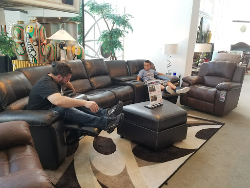 Furniture Store «Rooms To Go Furniture Store - Port Richey», reviews and photos, 9500 Scenic Dr, Port Richey, FL 34668, USA