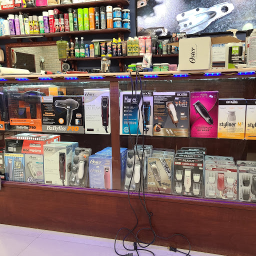 Barber Shop «Vip Style Barber Shop», reviews and photos, 3801 E Tremont Ave, Bronx, NY 10465, USA