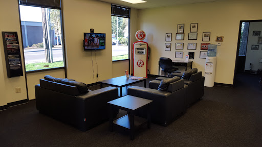 Auto Repair Shop «Accurate Auto of Lake Oswego», reviews and photos, 7025 SW McEwan Rd, Lake Oswego, OR 97035, USA