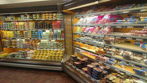 Supermarket «Wegmans», reviews and photos, 4256 James St, East Syracuse, NY 13057, USA