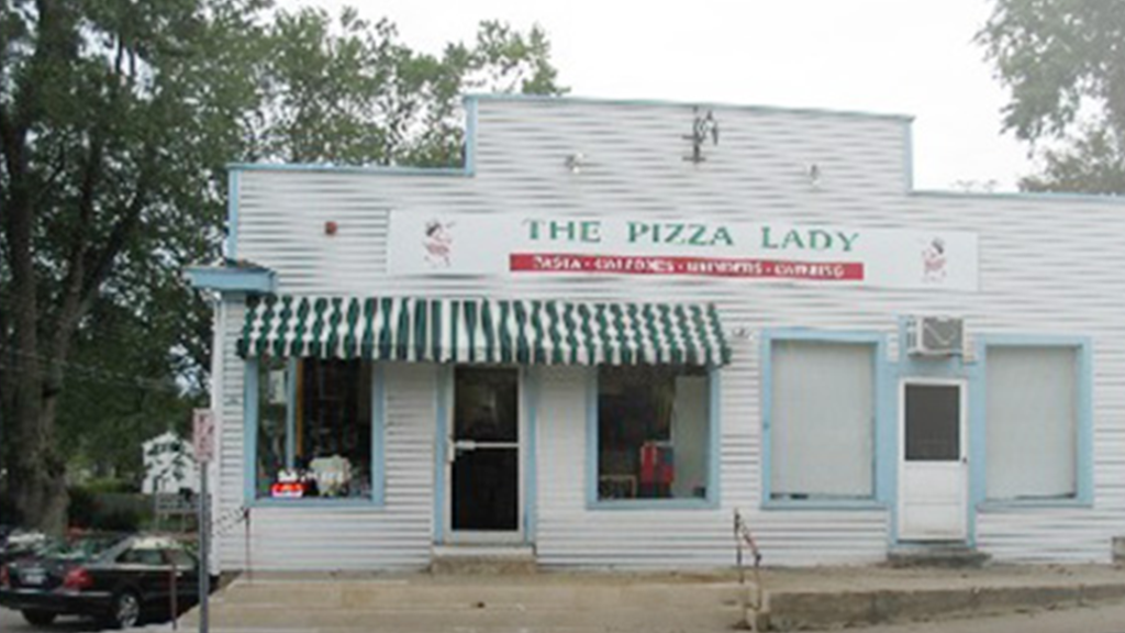 The Pizza Lady 06379