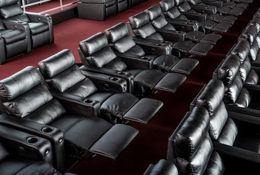 Movie Theater «Showcase Cinemas Woburn», reviews and photos, 25 Middlesex Canal Park Dr, Woburn, MA 01801, USA