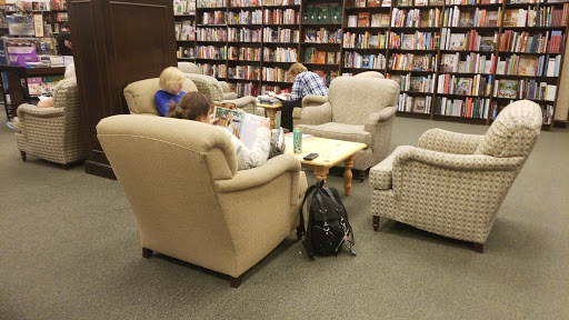 Book Store «Barnes & Noble», reviews and photos, 960 S Colorado Blvd, Glendale, CO 80246, USA