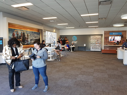 Cell Phone Store «AT&T», reviews and photos, 5175 Peachtree Pkwy NW #1302, Norcross, GA 30092, USA