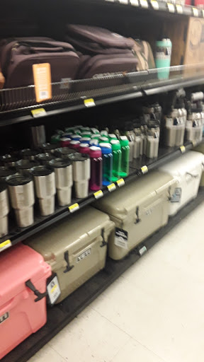 General Store «Big R Farm & Ranch Supply», reviews and photos, 1020 Bonforte Blvd, Pueblo, CO 81001, USA