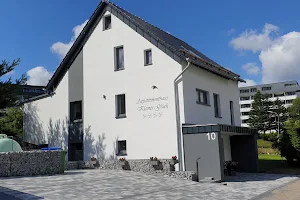Appartementhaus "Kleines Glück" image