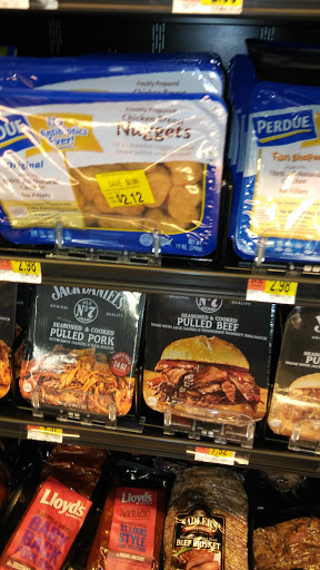 Department Store «Walmart Supercenter», reviews and photos, 400 Shallowford Rd, Gainesville, GA 30504, USA