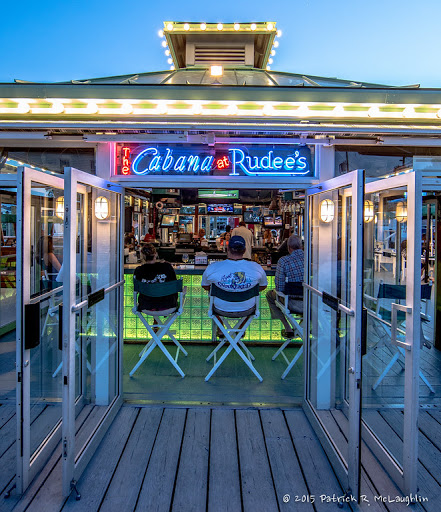 Rudee's Restaurant and Cabana Bar