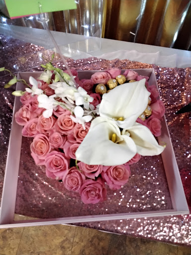 Florist «Floreria La Orquidea», reviews and photos, 510 S 1st St, Yakima, WA 98901, USA