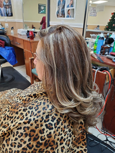 Beauty Salon «Estrellita Beauty Salon», reviews and photos, 1016 N Dallas Ave, Lancaster, TX 75146, USA