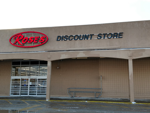 Discount Store «Roses», reviews and photos, 3250 W 65th St, Cleveland, OH 44102, USA