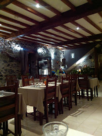 Atmosphère du Restaurant de spécialités du sud-ouest de la France Auberge Le Bouic à Ayros-Arbouix - n°12