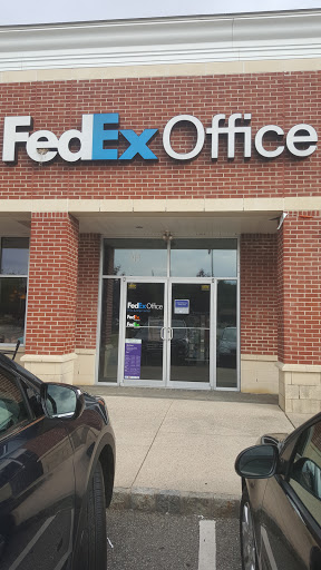 Print Shop «FedEx Office Print & Ship Center», reviews and photos, 41 Eisenhower Pkwy, Roseland, NJ 07068, USA