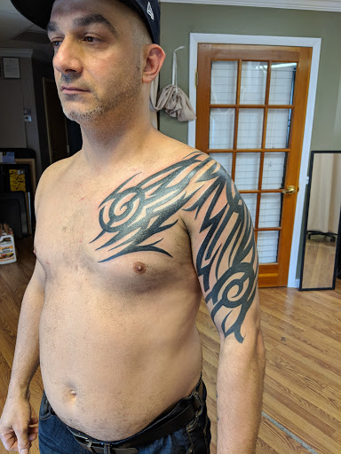 Tattoo Shop «All Towns Tattoo & Gallery LLC», reviews and photos, 241 Old Bridge Turnpike, East Brunswick, NJ 08816, USA