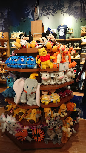 Toy Store «Disney Store», reviews and photos, 4400 Sharon Rd, Charlotte, NC 28211, USA