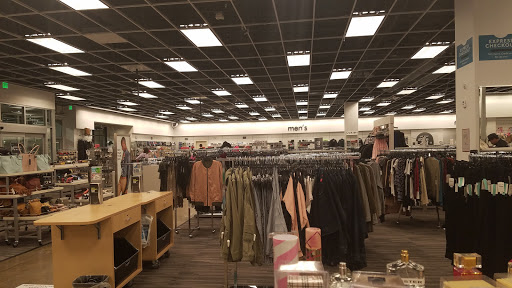 Department Store «Nordstrom Rack Clackamas Promenade», reviews and photos, 8930 SE Sunnyside Rd, Clackamas, OR 97015, USA