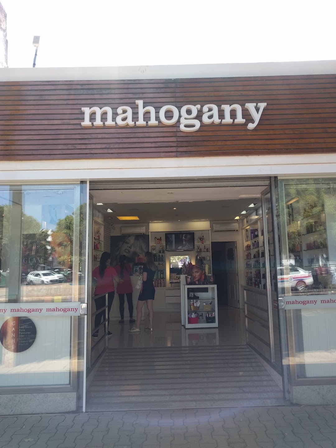 Mahogany - Barreiras