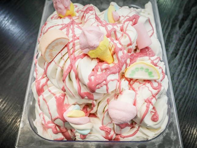 Comentarii opinii despre Karamela