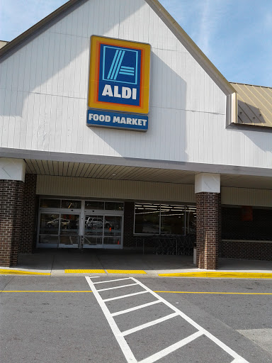 ALDI, 9343 Annapolis Rd, Lanham, MD 20706, USA, 