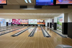Mega Xtreme Bowling image