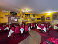 Atmosphère du Restaurant indien LE MAHARAJA à Aubergenville - n°1