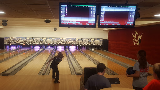 Bowling Alley «Mt. Morris Lanes and Pro Shop», reviews and photos, 9 Erie St, Mt Morris, NY 14510, USA