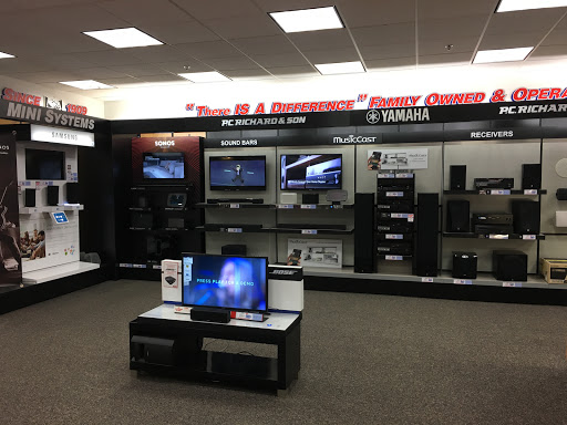 Appliance Store «P.C. Richard & Son», reviews and photos, 2095 Expy Drive N, Hauppauge, NY 11788, USA