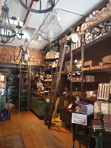 Shopping Mall «Museum Place Mall», reviews and photos, 1 Church St, Salem, MA 01970, USA