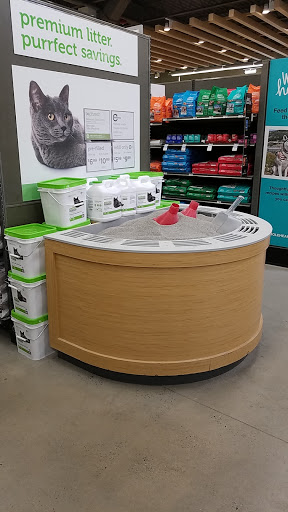 Pet Supply Store «Petco Animal Supplies», reviews and photos, 816 Washington St, Middletown, CT 06457, USA