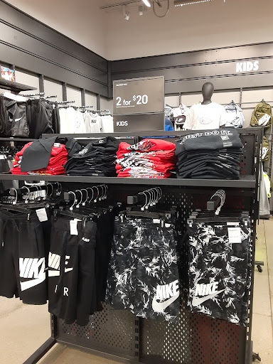 Sporting Goods Store «Nike Factory Store», reviews and photos, 20 City Blvd W #617, Orange, CA 92868, USA