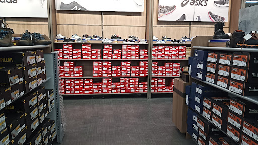 Grocery Store «Meijer», reviews and photos, 815 S Randall Rd, Elgin, IL 60123, USA