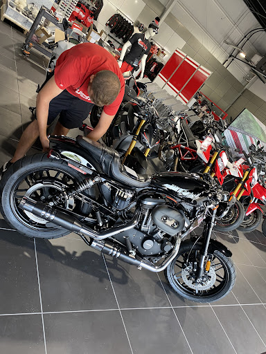 Used Motorcycle Dealer «Next Motorcycle Tampa», reviews and photos, 7002 E Adamo Dr, Tampa, FL 33619, USA