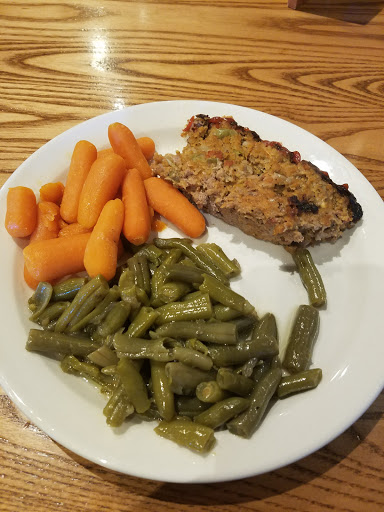 American Restaurant «Cracker Barrel Old Country Store», reviews and photos, 2421 Old Country Inn Dr, Caseyville, IL 62232, USA