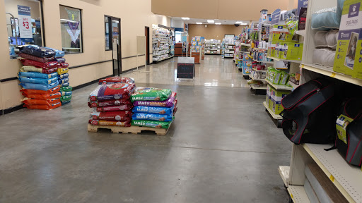 Pet Supply Store «PetSmart», reviews and photos, 10164 Colerain Ave, Cincinnati, OH 45251, USA