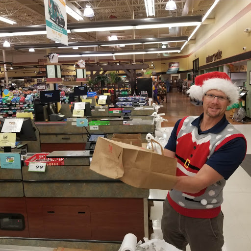 Grocery Store «Family Fresh Market», reviews and photos, 2351 Coulee Rd, Hudson, WI 54016, USA