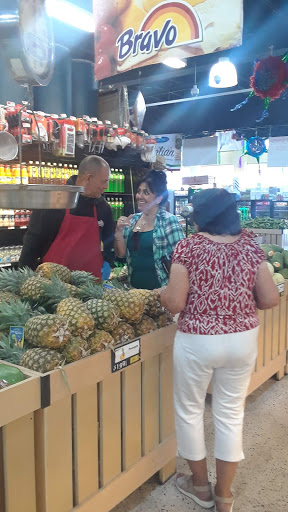 Grocery Store «Bravo Supermarkets», reviews and photos, 2668 Tamiami Trail E, Naples, FL 34112, USA