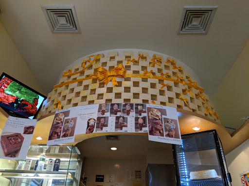 Dessert Shop «Dessert Club, ChikaLicious», reviews and photos, 204 E 10th St, New York, NY 10003, USA