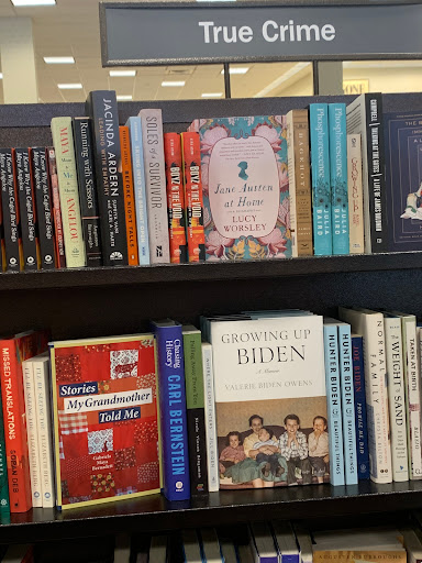 Book Store «Barnes & Noble», reviews and photos, 1375 Boston Post Rd, Milford, CT 06460, USA