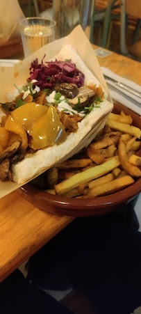 Plats et boissons du Restaurant végétalien Mopa Döner à Paris - n°14