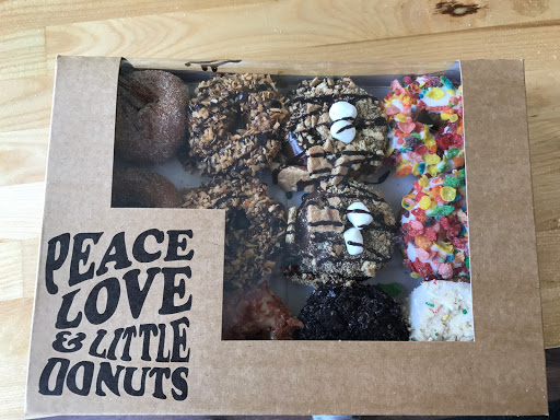 Donut Shop «Peace, Love and Little Donuts of Bridgeville», reviews and photos, 1155 Washington Pike #69, Bridgeville, PA 15017, USA