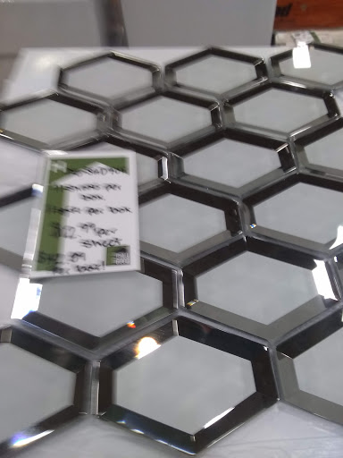 Home Goods Store «Hoods Discount Home Center», reviews and photos, 4401 MO-30, House Springs, MO 63051, USA