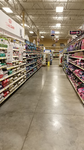 Pet Supply Store «PetSmart», reviews and photos, 2677 E Main St, Plainfield, IN 46168, USA