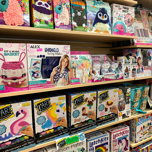 Toy Store «Learning Express», reviews and photos, 8451 Cooper Creek Blvd, University Park, FL 34201, USA