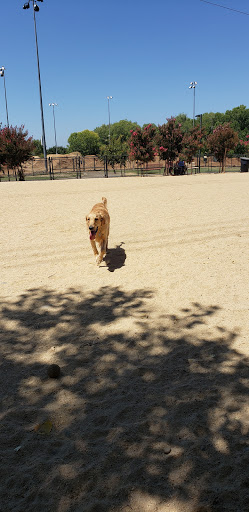 Dog Park «FIDO Field Dog Park», reviews and photos, 1775 Creekside Dr, Folsom, CA 95630, USA