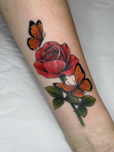 Ally Scarlett Tattooer