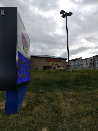 Car Wash «Car Wash Express Centennial», reviews and photos, 13333 E Briarwood Ave, Centennial, CO 80112, USA