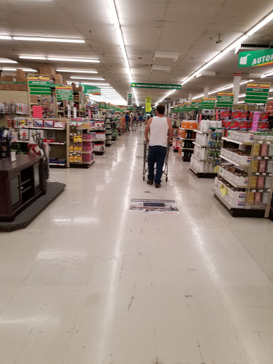 Home Improvement Store «Menards», reviews and photos, 2280 Maplewood Dr E, Maplewood, MN 55109, USA