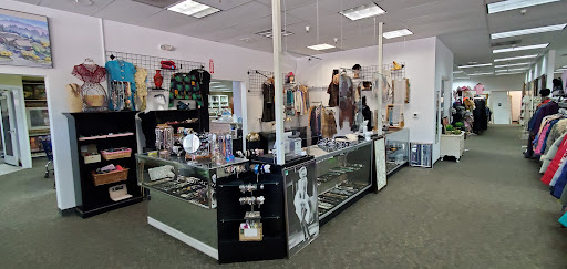 Thrift Store «Hospice Gift & Thrift of Grass Valley», reviews and photos, 762 Freeman Ln, Grass Valley, CA 95949, USA