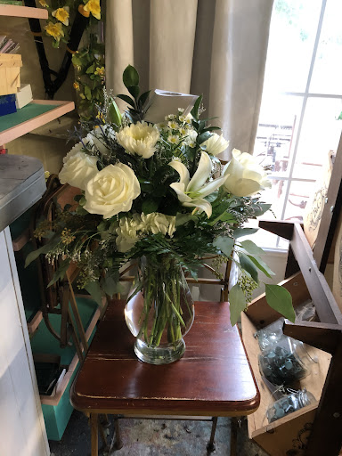Florist «Peddles Wedding Flowers», reviews and photos, 319 N Ronald Reagan Blvd, Longwood, FL 32750, USA